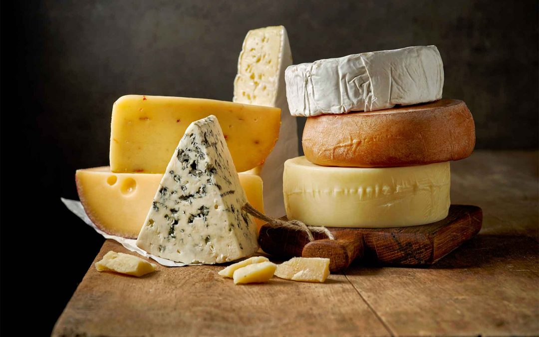 Mangiare con gli occhi: la vista nella degustazione dei formaggi